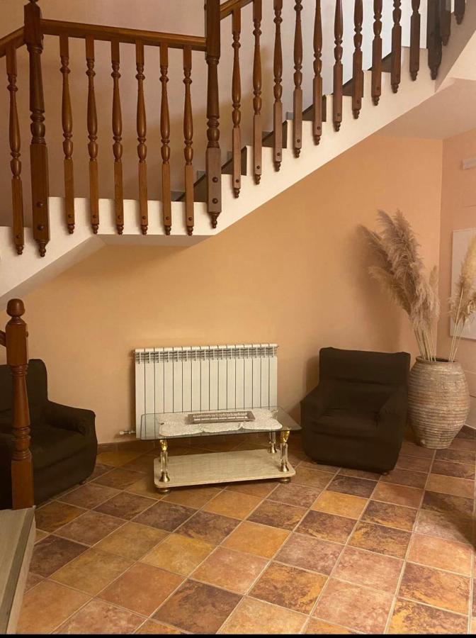 Villafeliche Hostal Sara מראה חיצוני תמונה